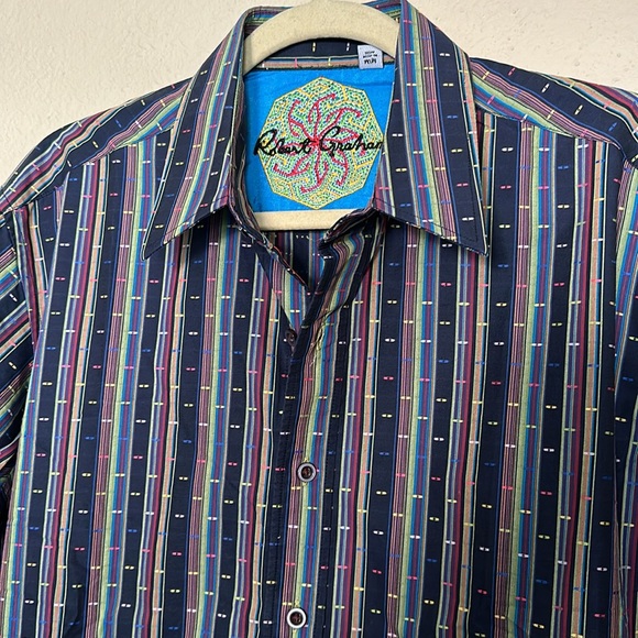 Robert Graham Button Down 100% Cotton Size Medium Men’s - Picture 2 of 6